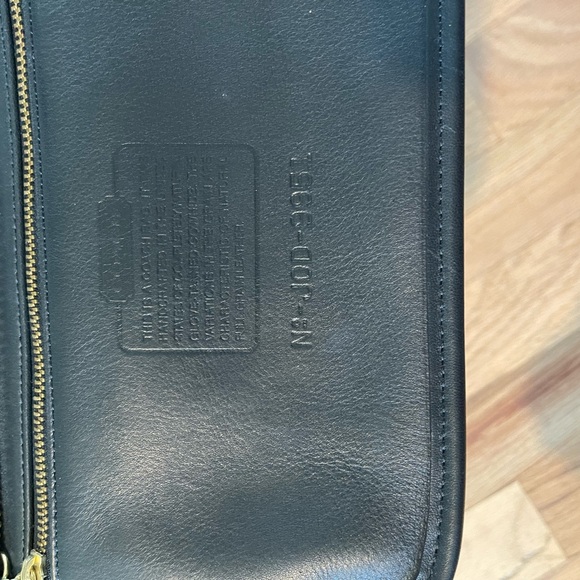 😍90s RARE COACH Vintage City Bag Black Leather Crossbody Shoulder Purse Bag🤍 - Picture 8 of 11